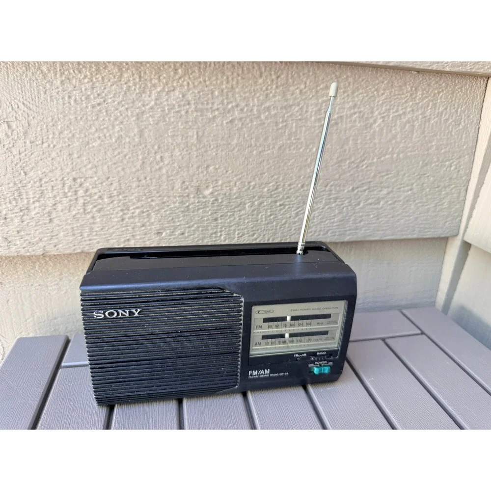 Sony ICF-24 Portable FM AM 2-Band Radio Black Analog Tuner AC Battery Powered BQ